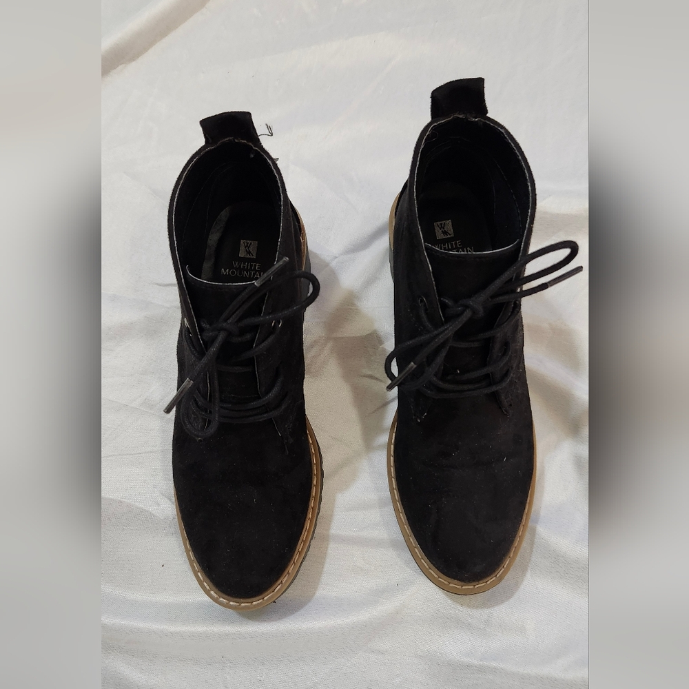White Mountain Daniella Black Suede Ankle Boots